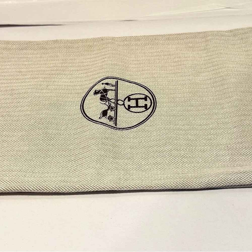 Authentic Hermès Herringbone Drawstring Dust Bag - image 3